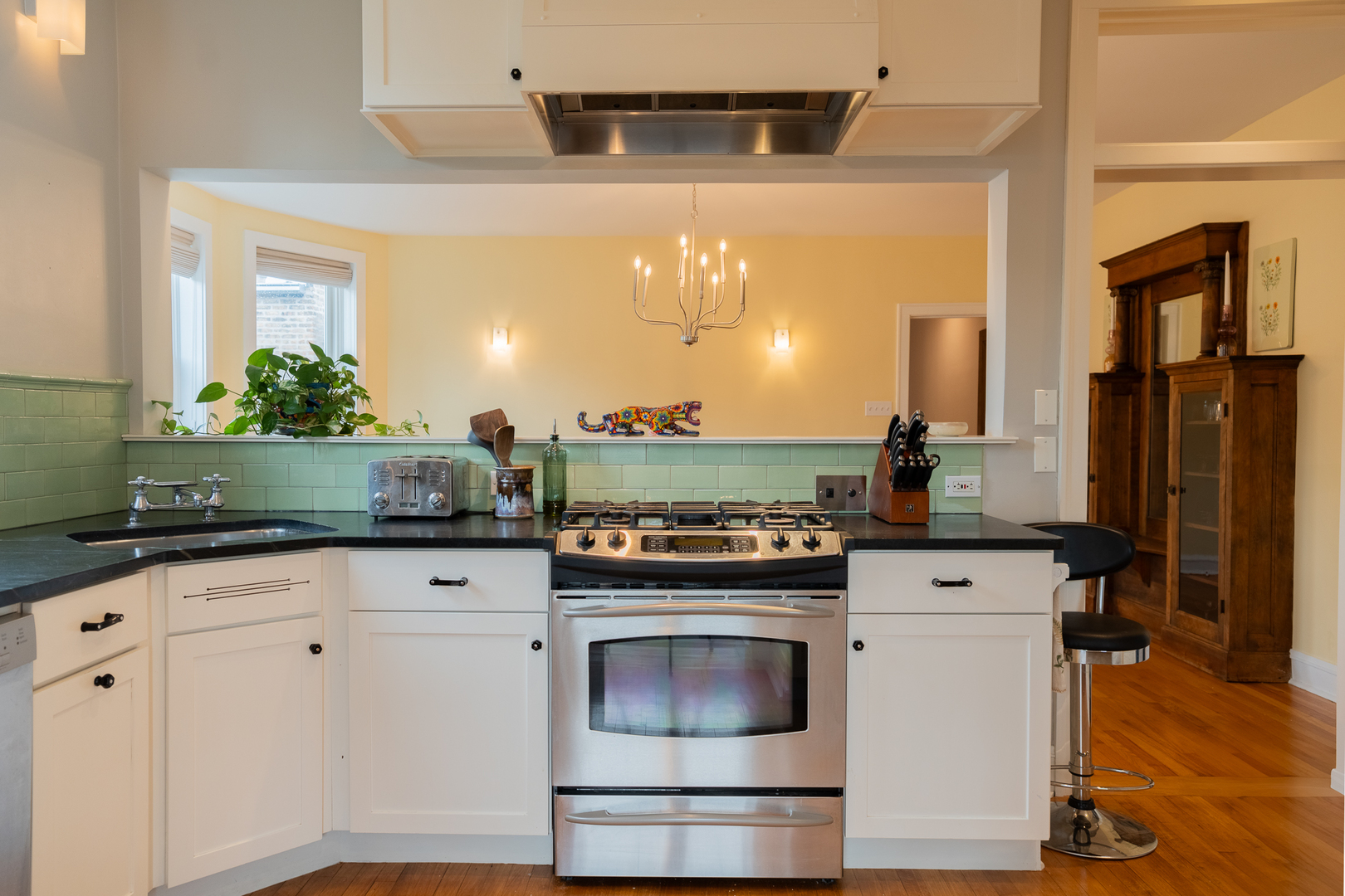 6652 N Glenwood Avenue Unit: 3N