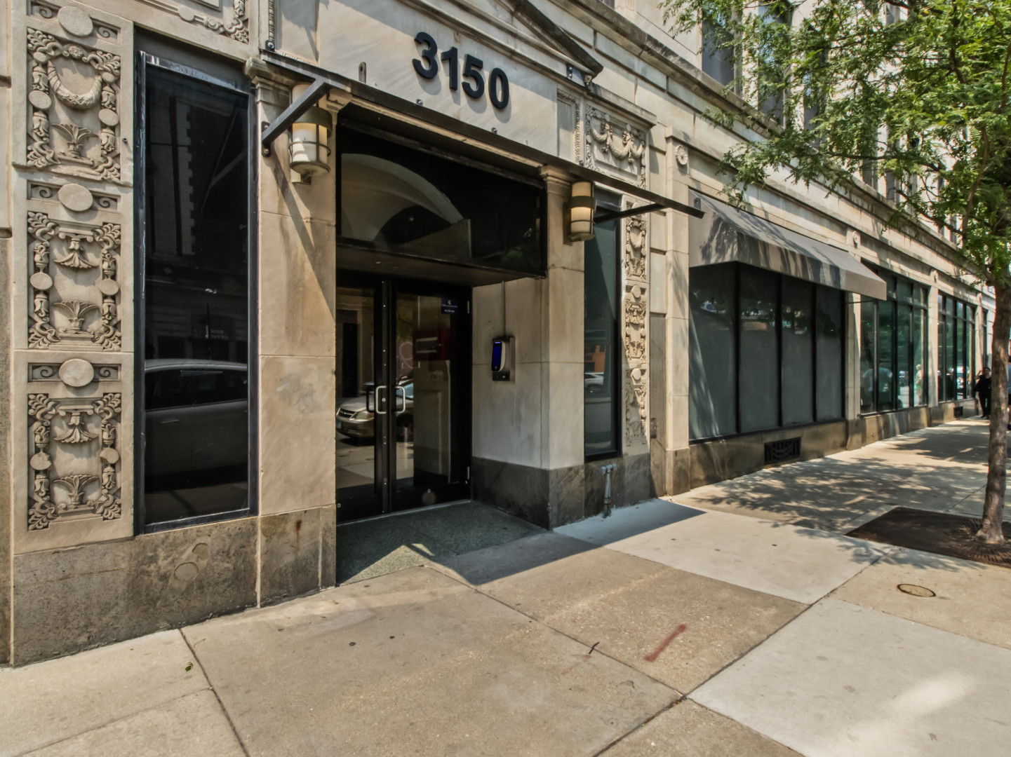 3150 N Sheffield Avenue Unit: 203