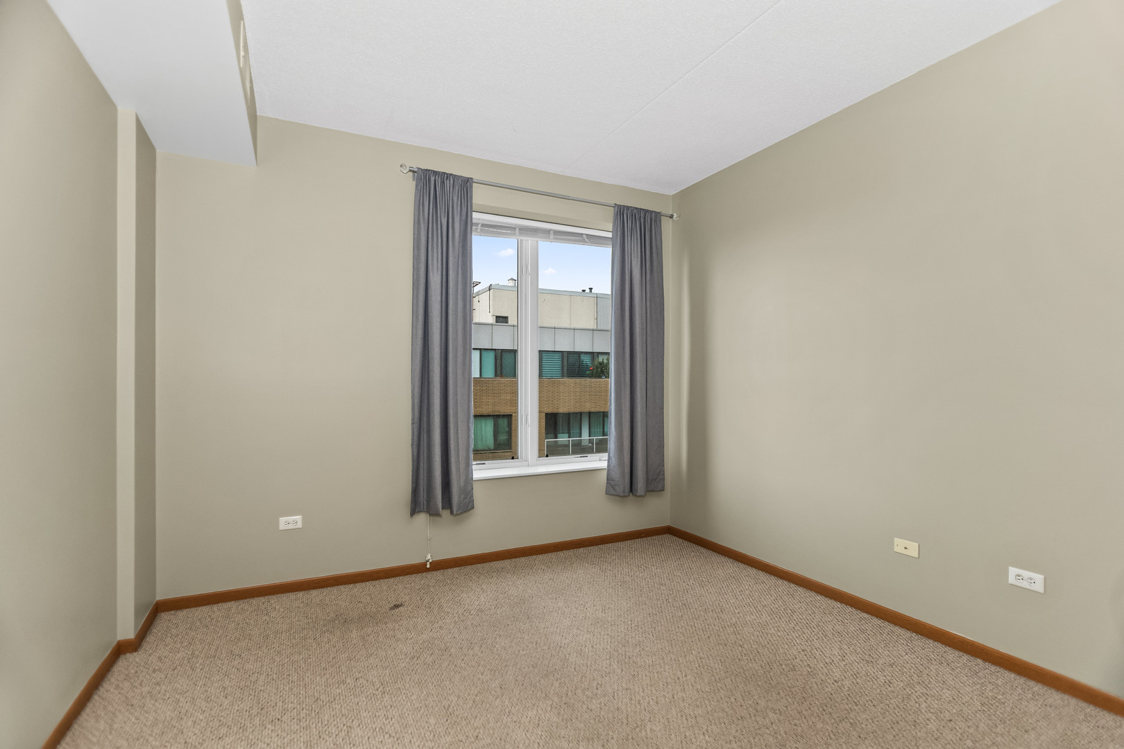 515 Main Street Unit: 709