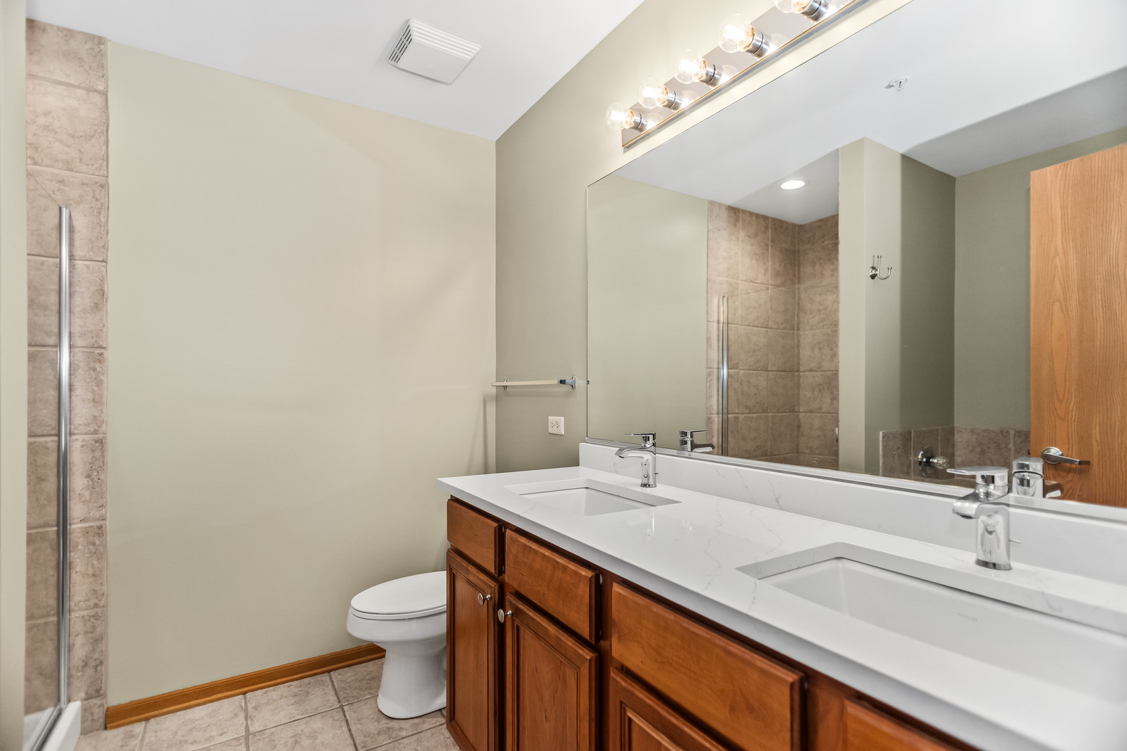 515 Main Street Unit: 709