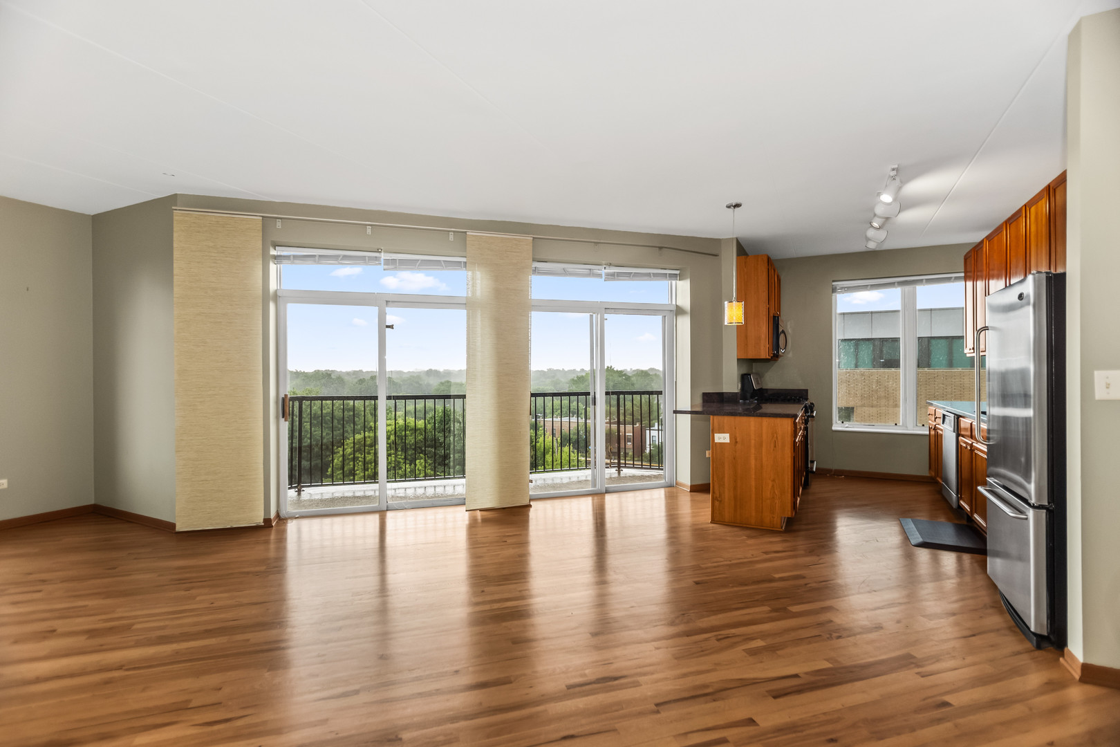 515 Main Street Unit: 709