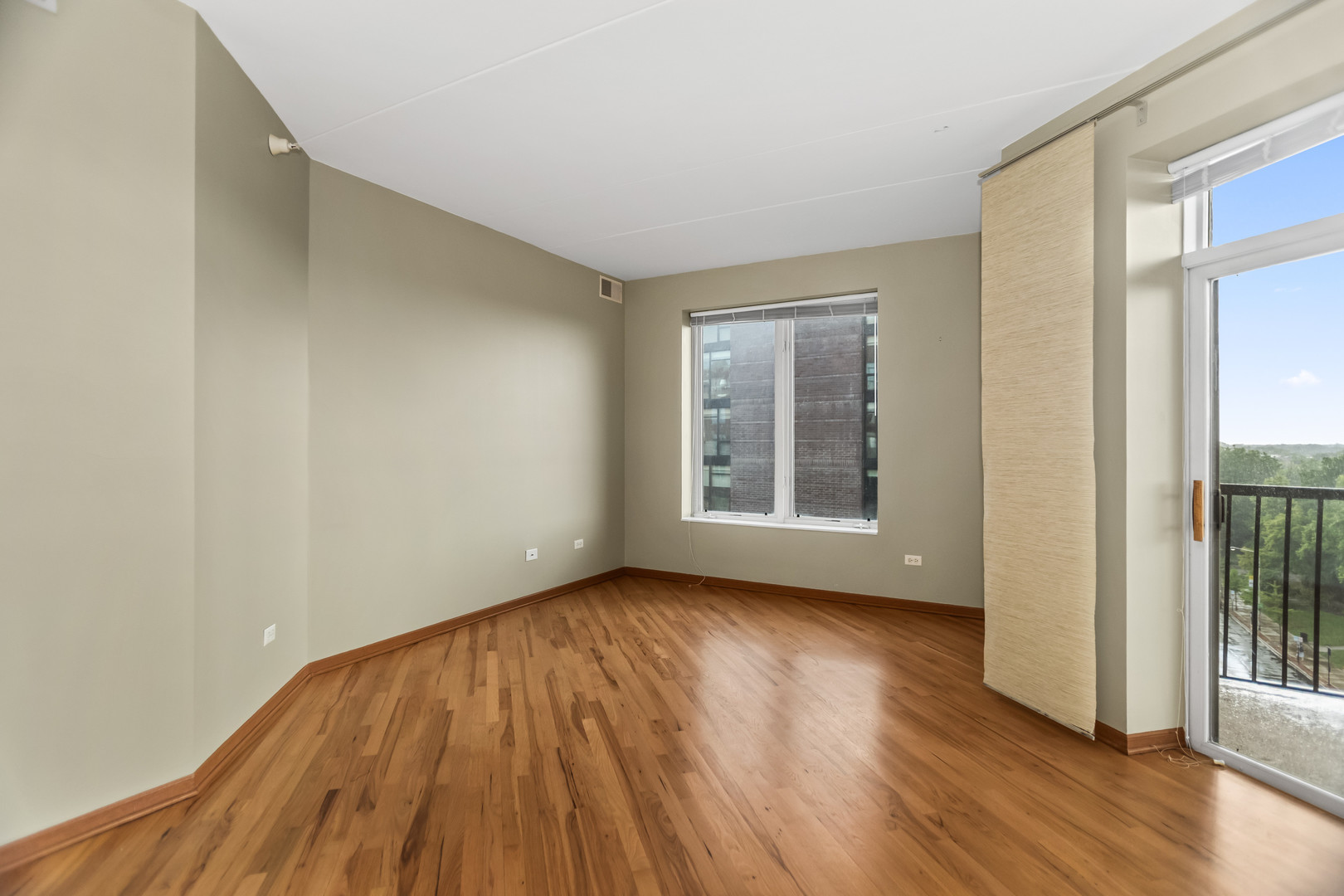 515 Main Street Unit: 709
