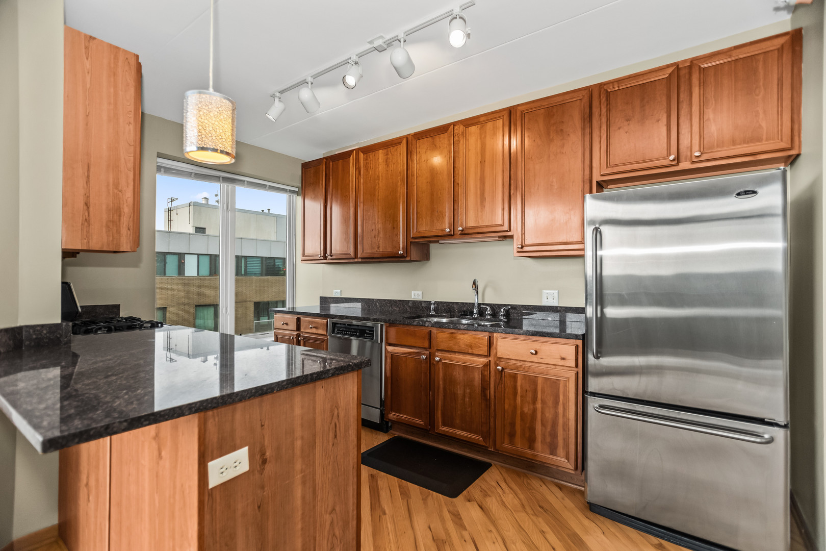 515 Main Street Unit: 709