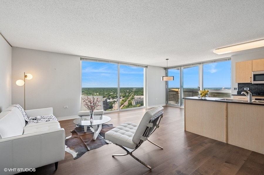 1720 MAPLE Avenue Unit: 2340