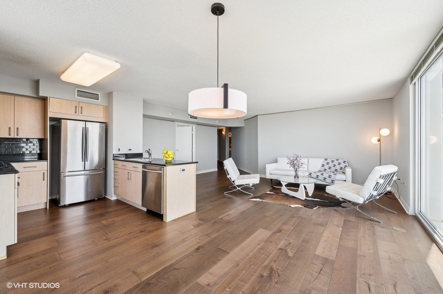 1720 MAPLE Avenue Unit: 2340