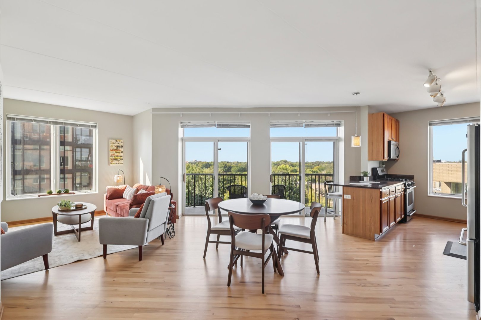 515 Main Street Unit: 709