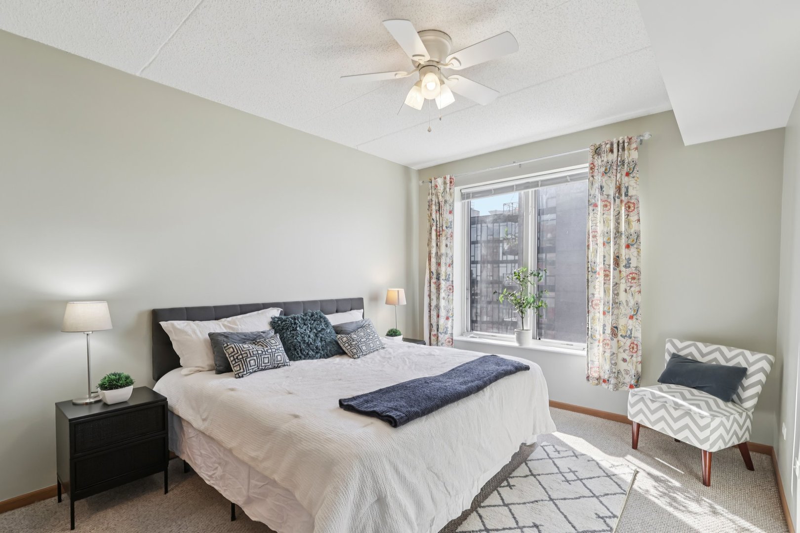 515 Main Street Unit: 709