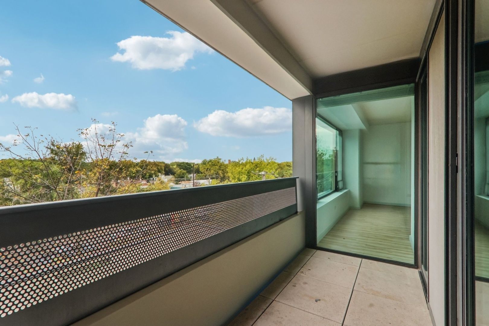 900 Chicago Avenue Unit: 416