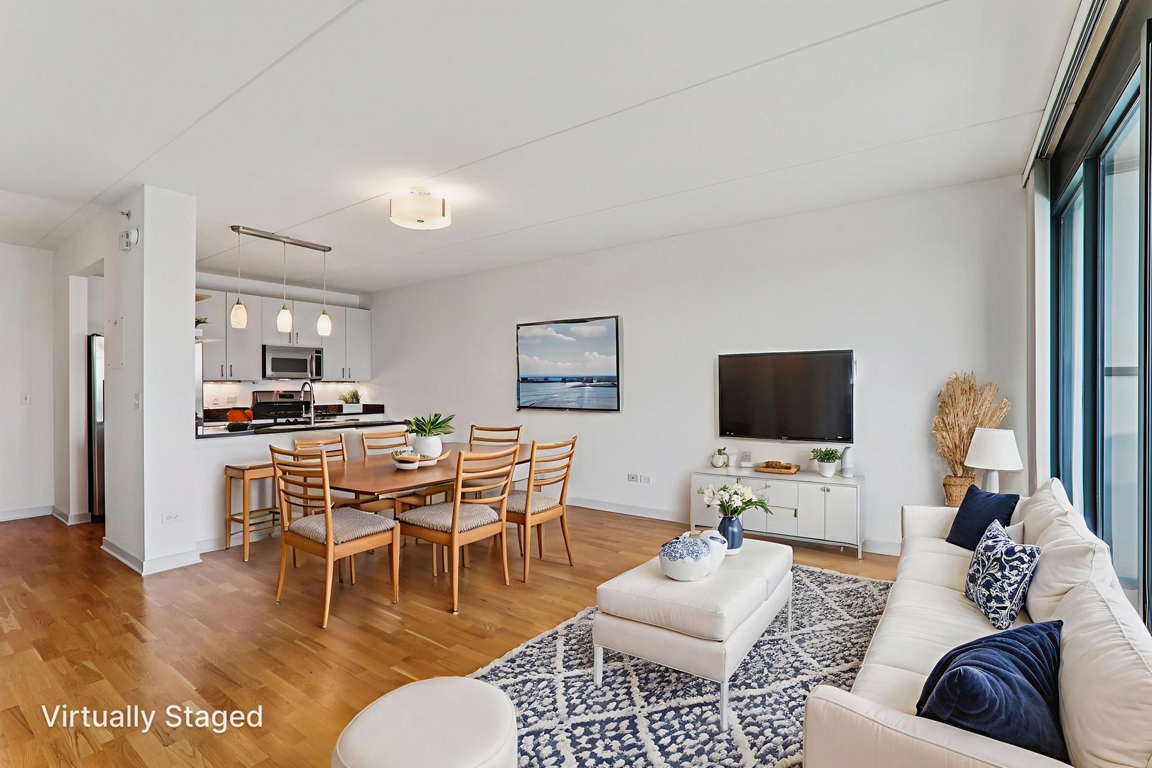 900 Chicago Avenue Unit: 416