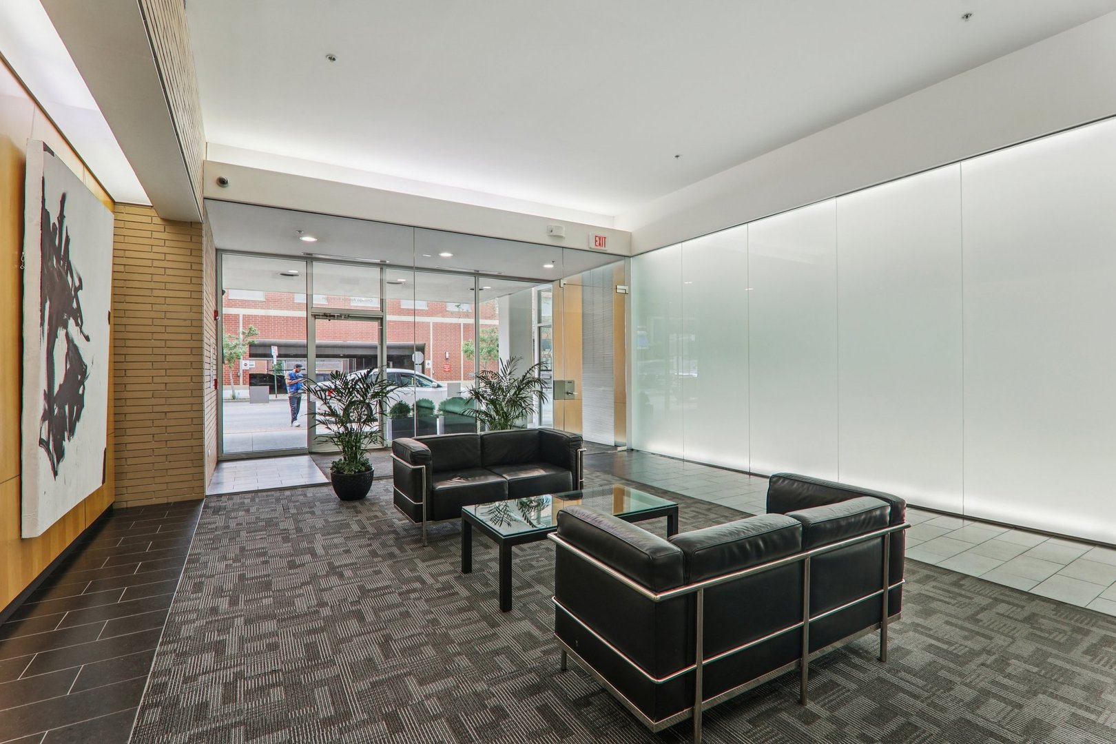 900 Chicago Avenue Unit: 416