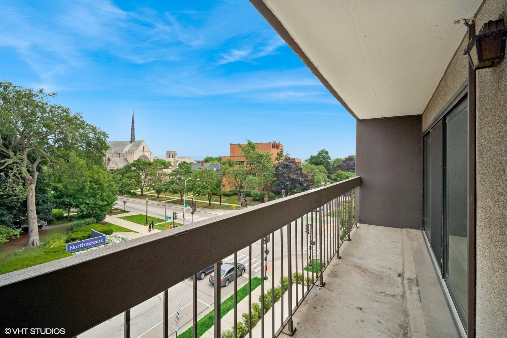 1738 Chicago Avenue Unit: 502