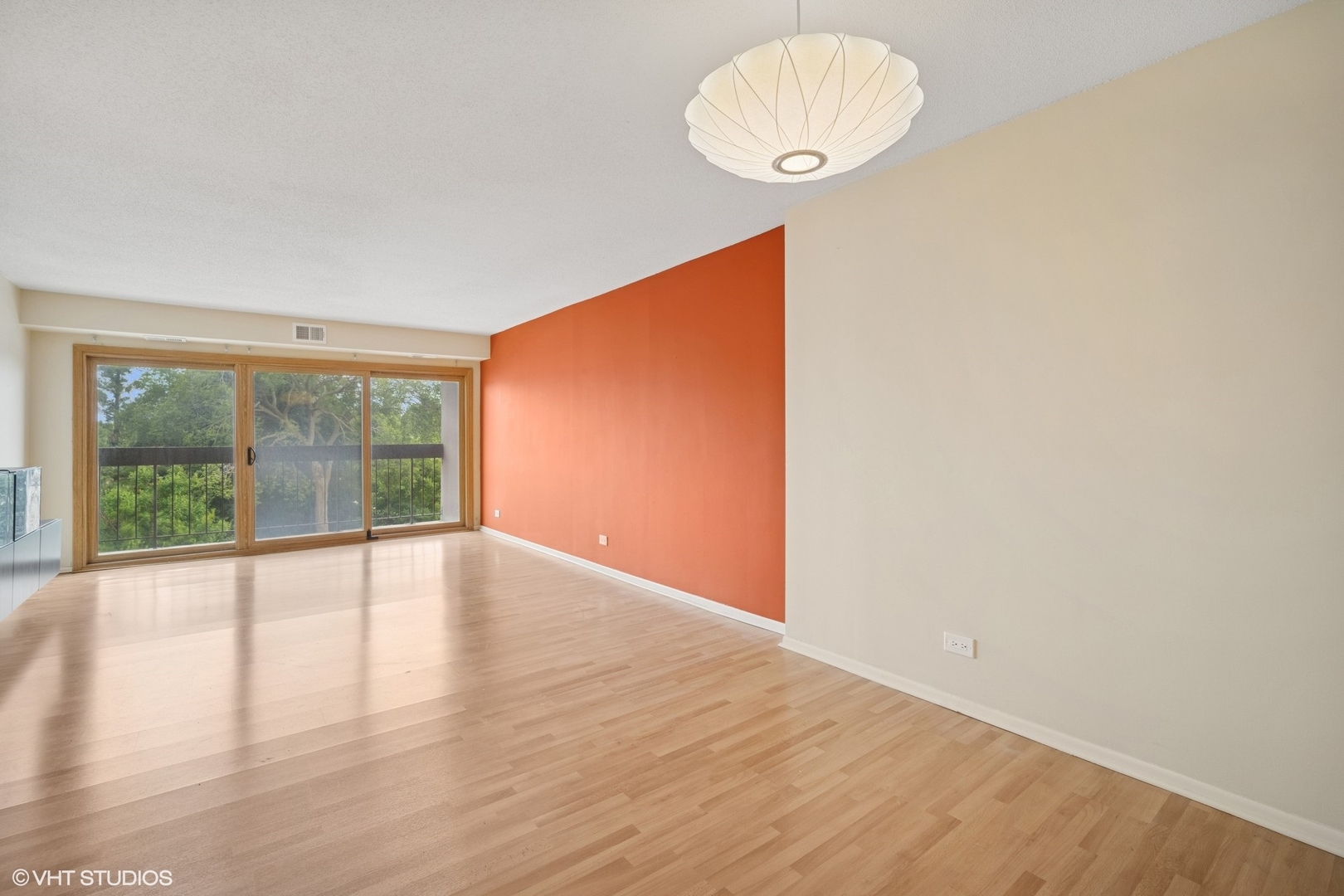 1738 Chicago Avenue Unit: 502