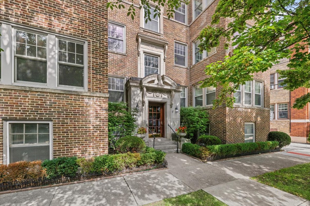 321 Kedzie Street Unit: GND