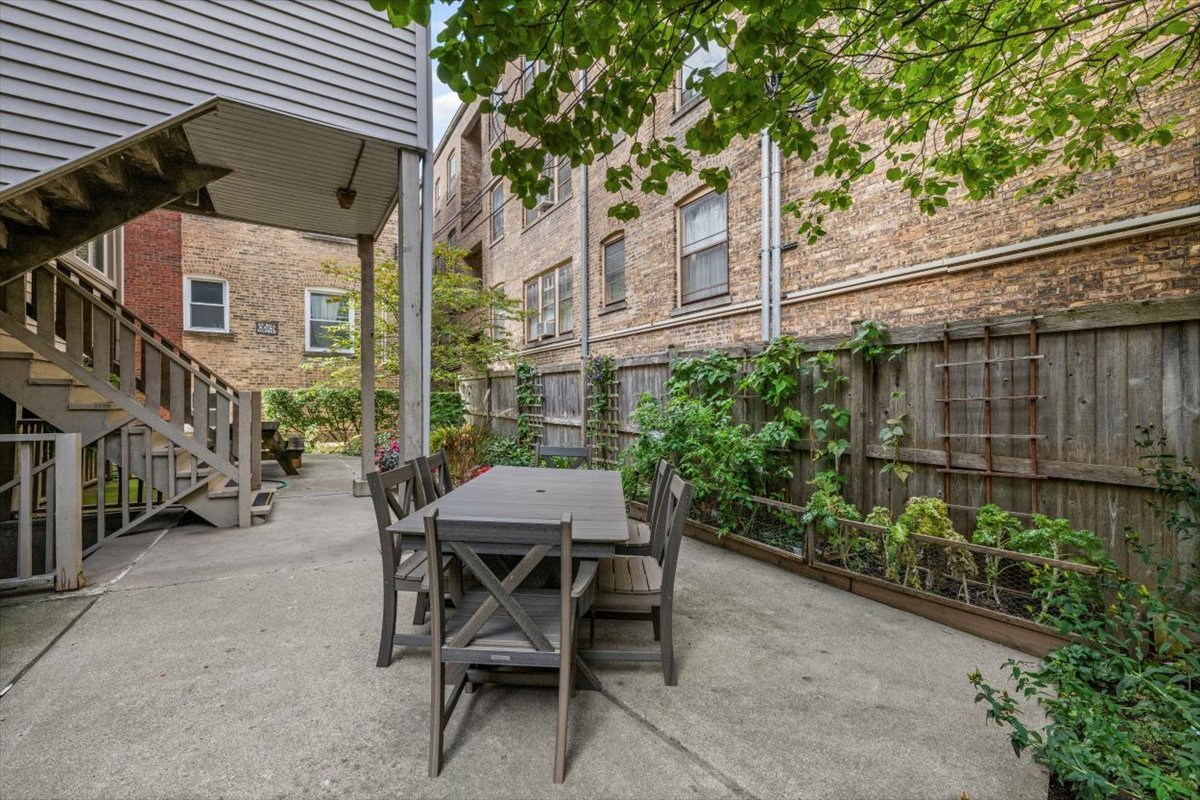 321 Kedzie Street Unit: GND
