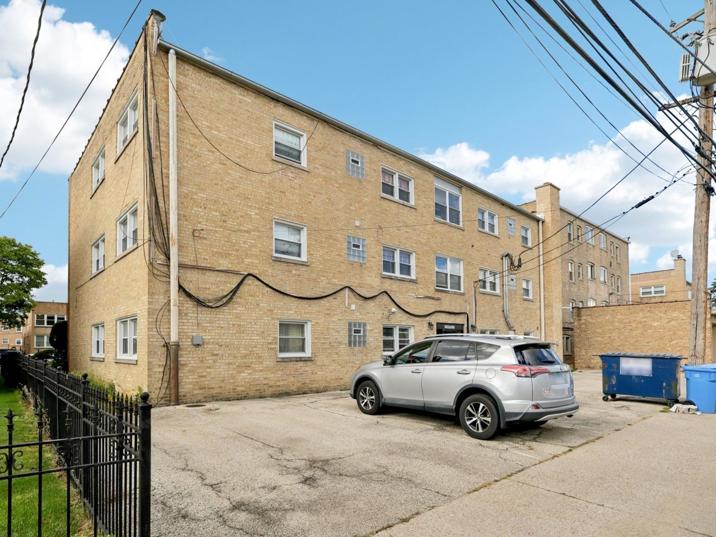 8033 Kenton Avenue Unit: 2E