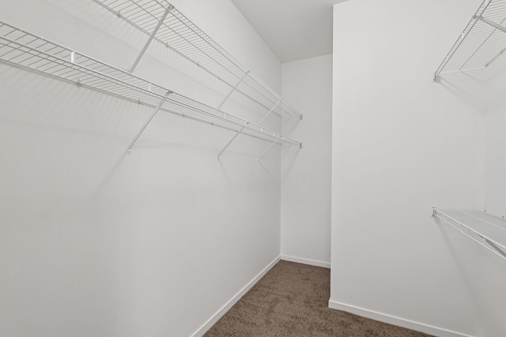 807 Davis Street Unit: 403