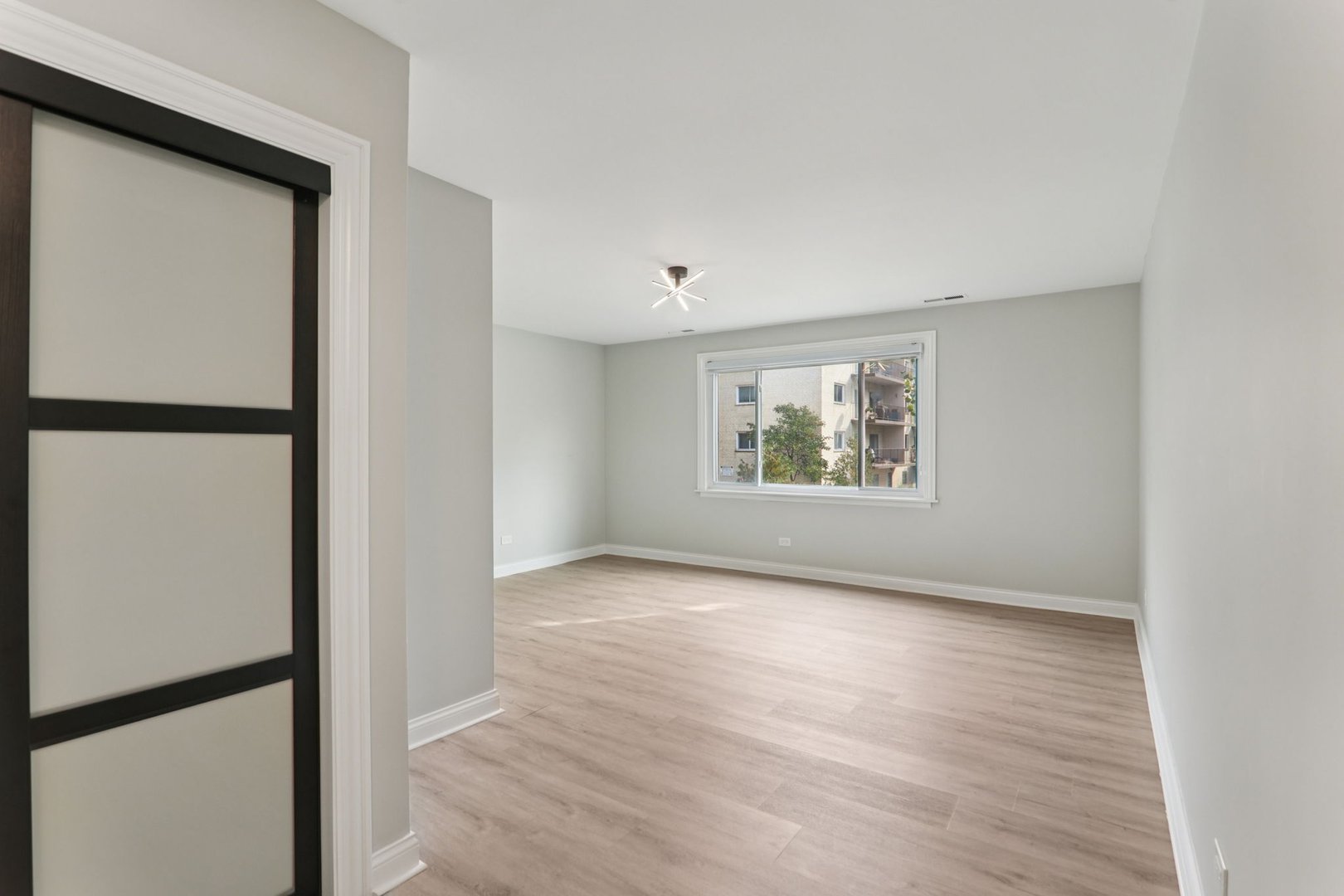 8650 Ferris Avenue Unit: 203
