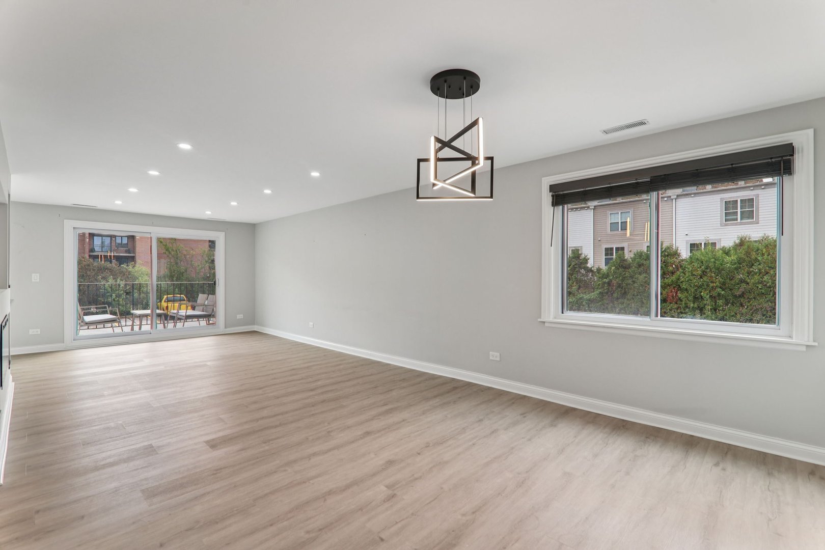 8650 Ferris Avenue Unit: 203