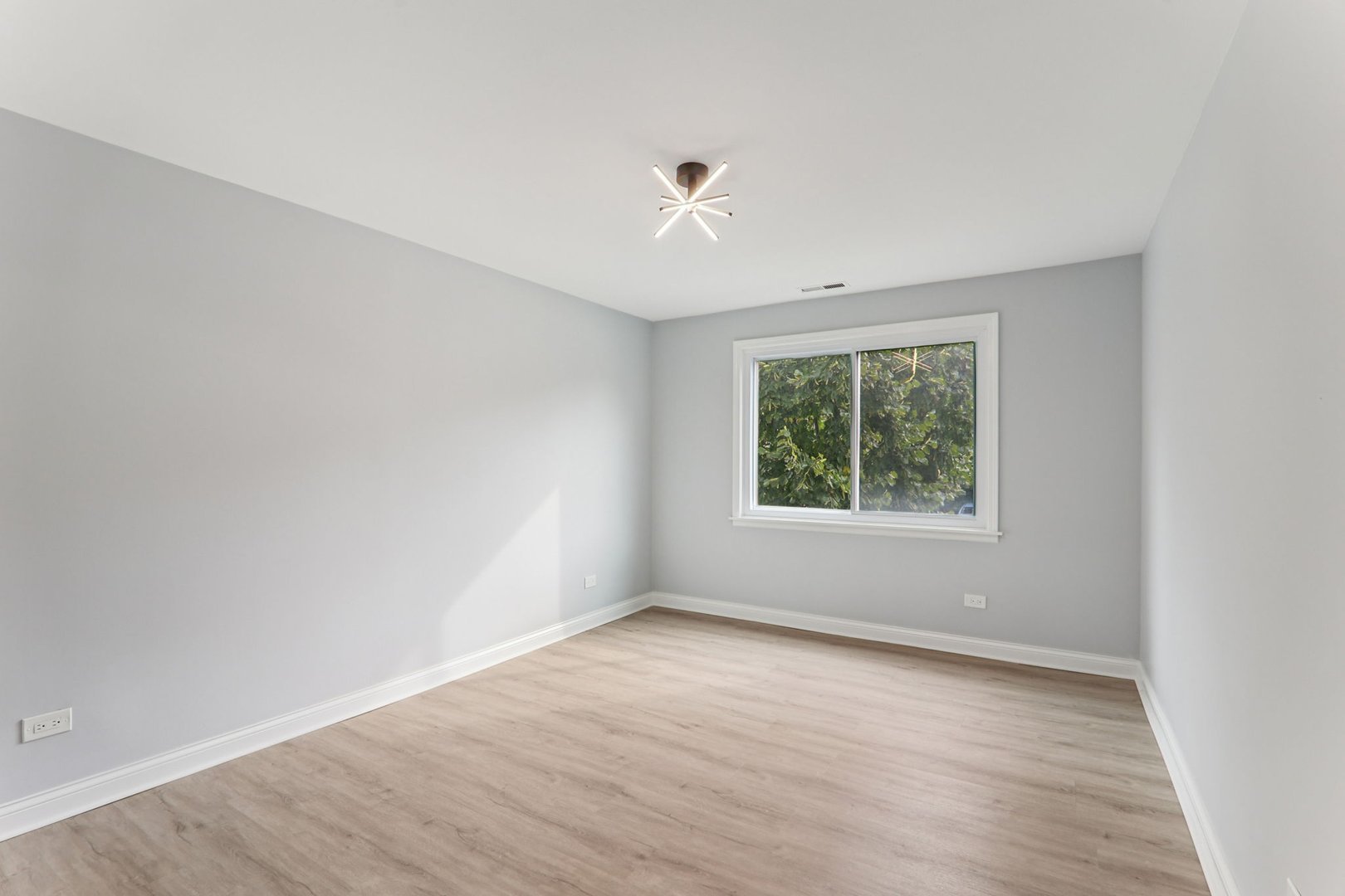 8650 Ferris Avenue Unit: 203