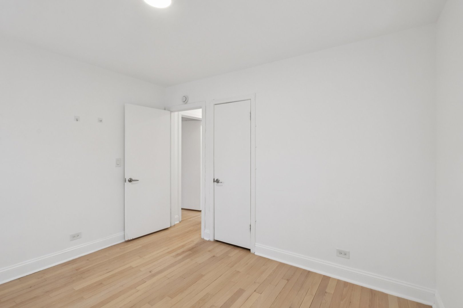 2602 Bennett Avenue Unit: 3W