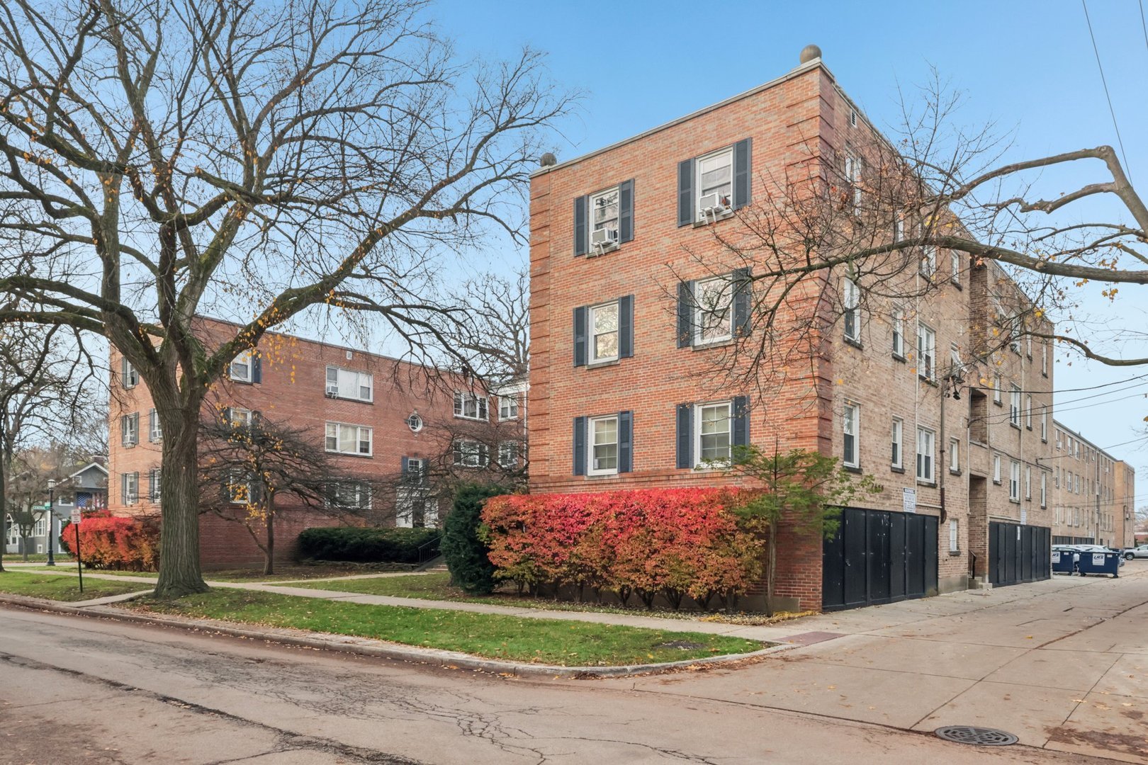 2602 Bennett Avenue Unit: 3W