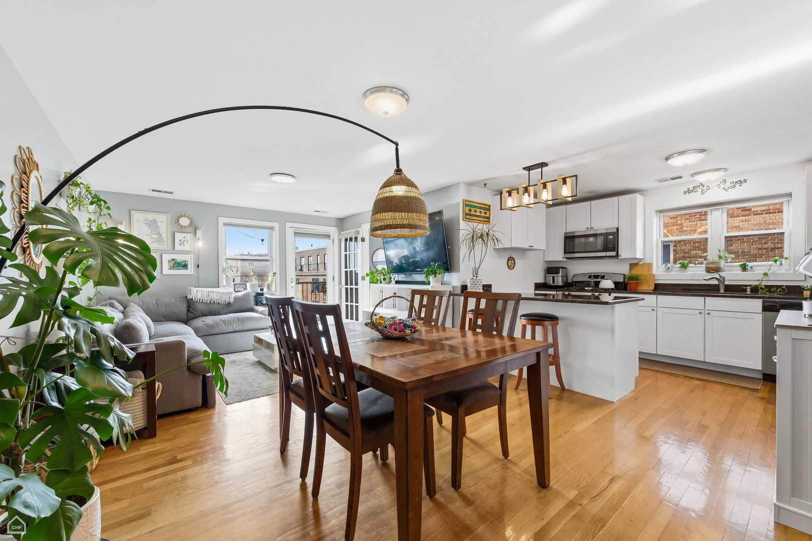 2501 W Bryn Mawr Avenue Unit: 506