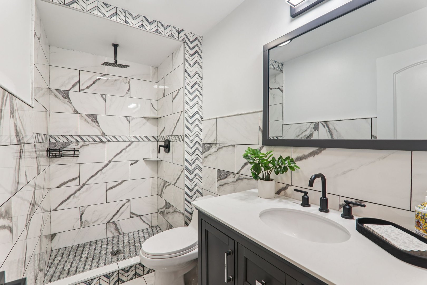 8650 Ferris Avenue Unit: 203