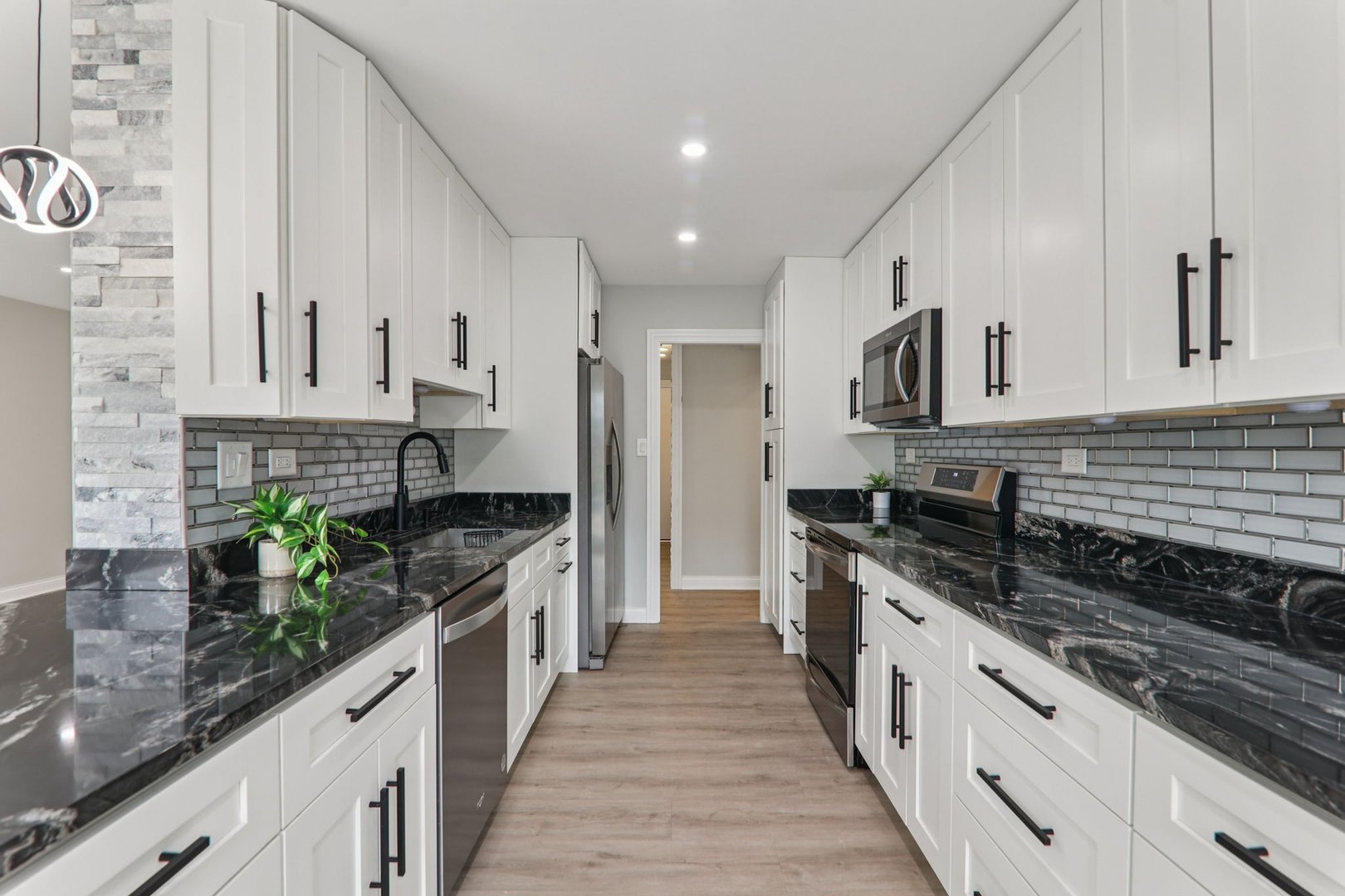 8650 Ferris Avenue Unit: 203