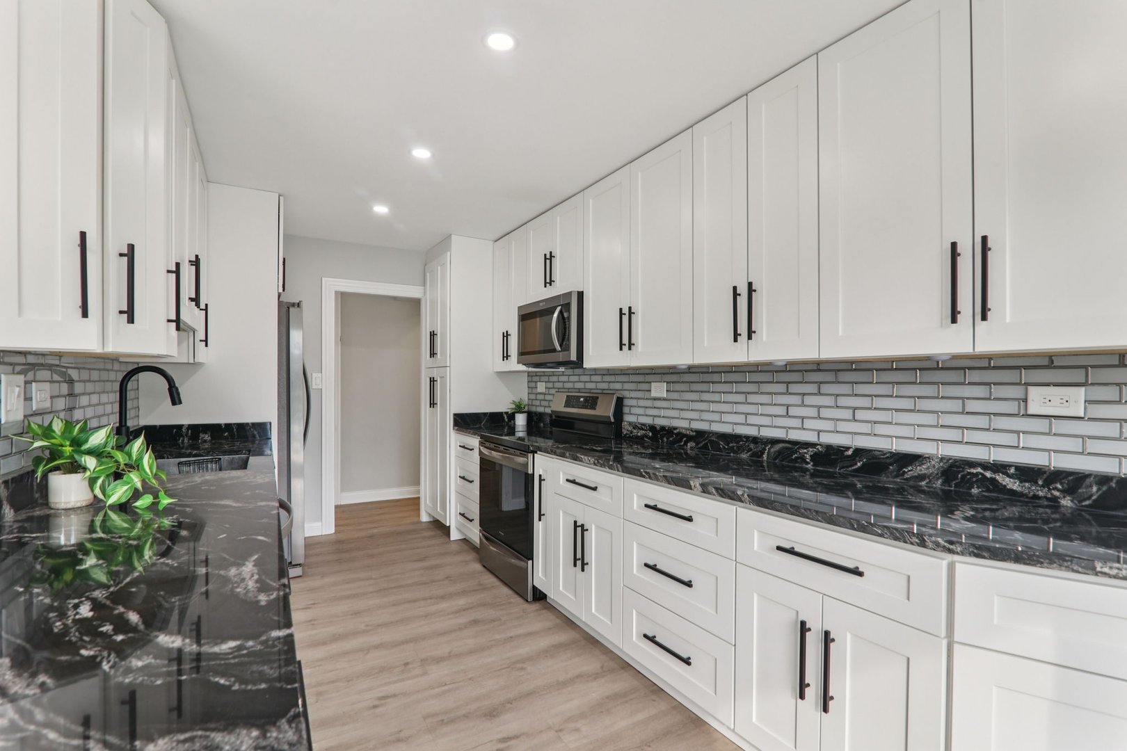 8650 Ferris Avenue Unit: 203