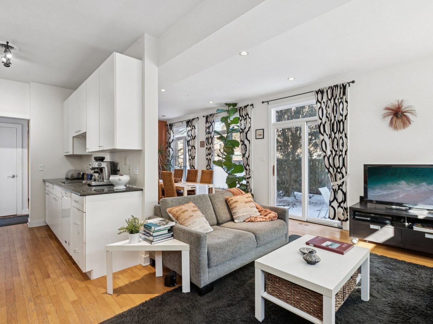 1515 Monroe Street Unit: A