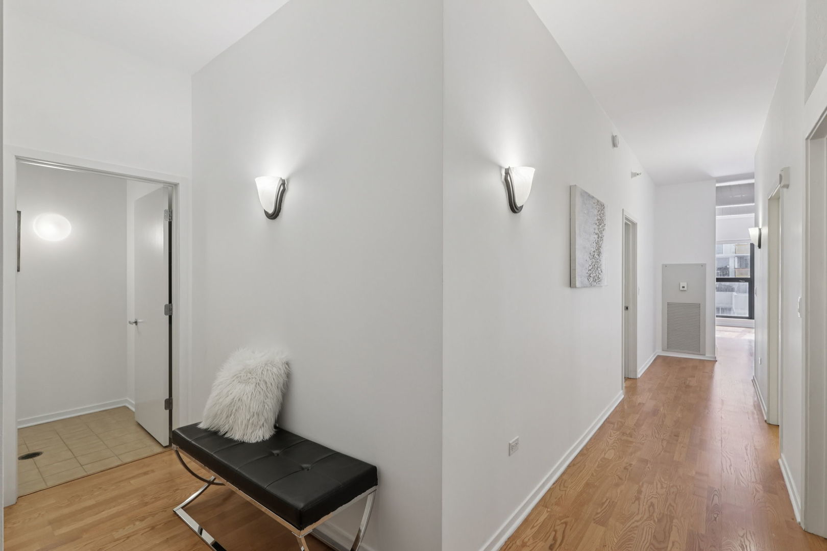 807 Davis Street Unit: 403