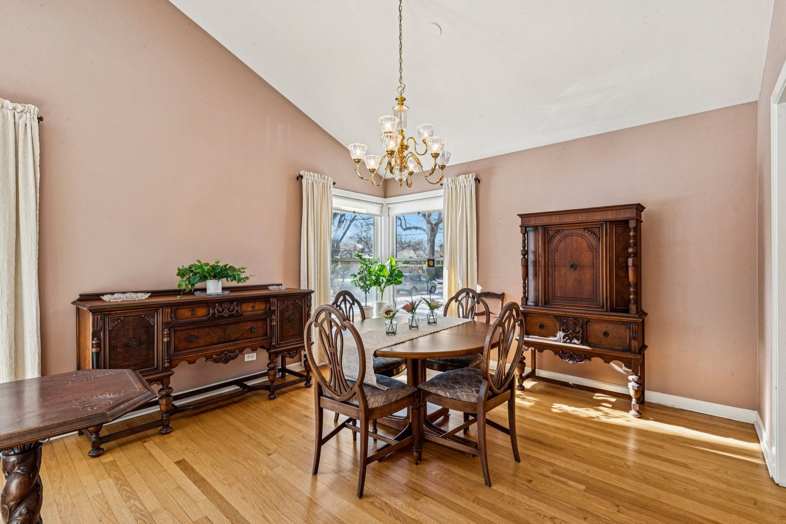 1811 South Boulevard