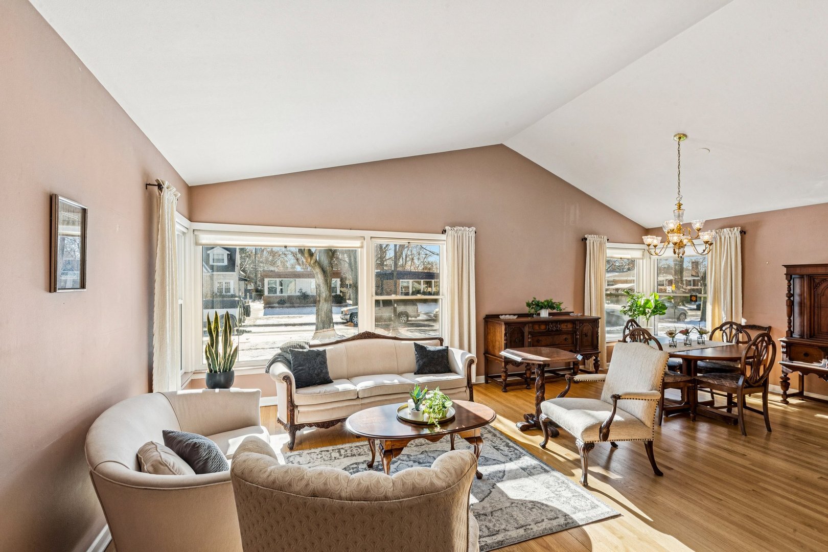 1811 South Boulevard