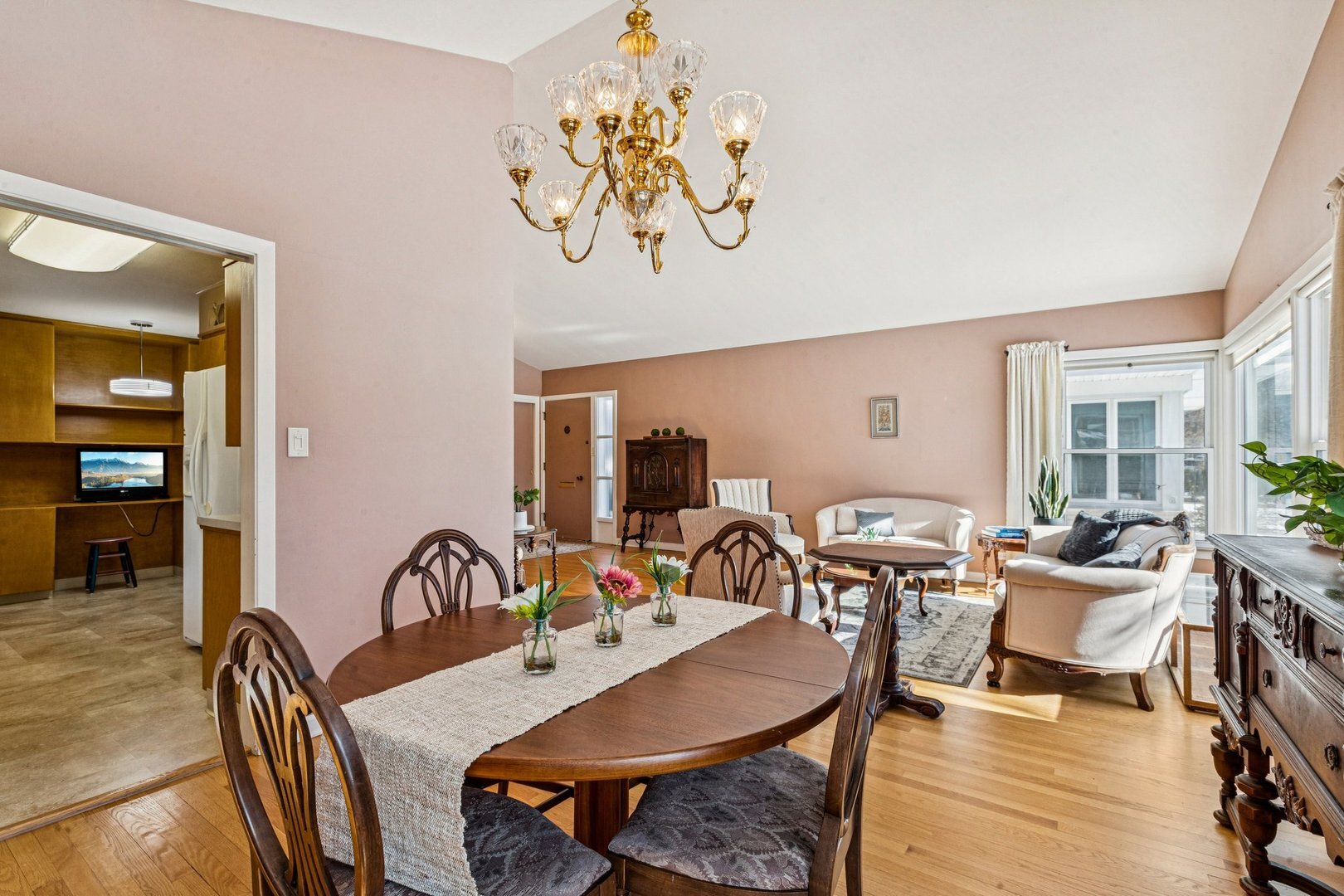 1811 South Boulevard