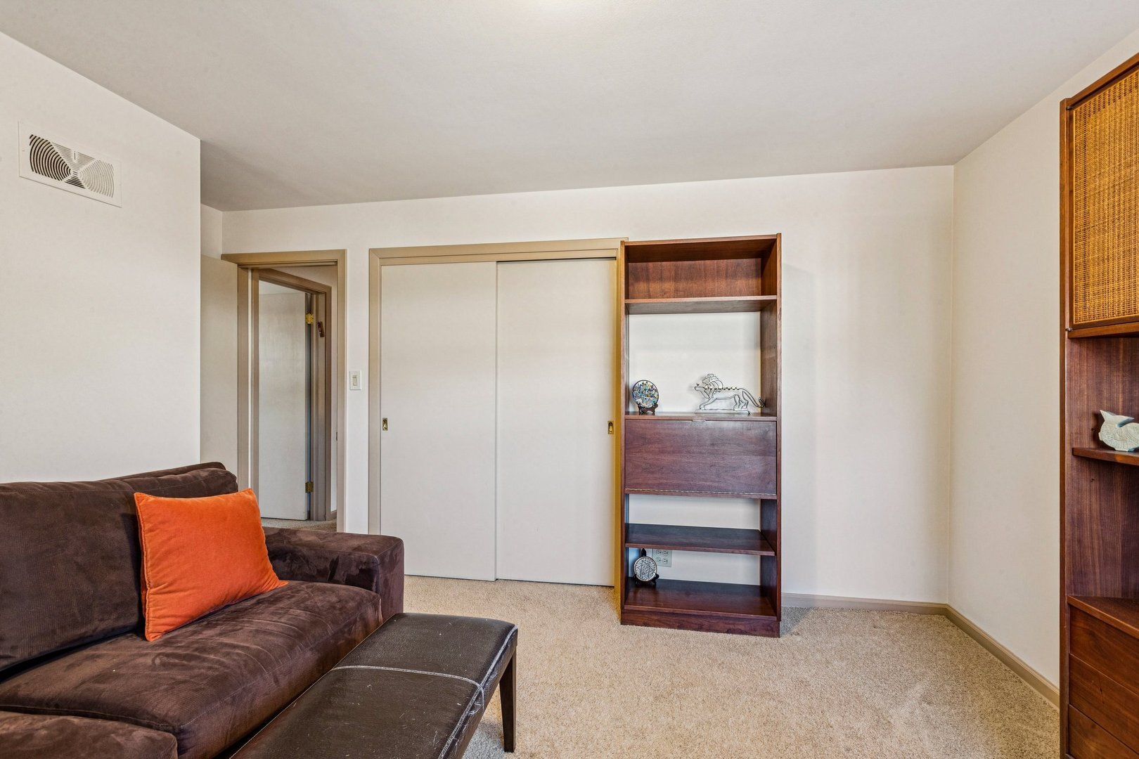 1811 South Boulevard