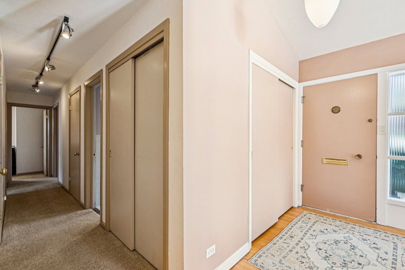 1811 South Boulevard