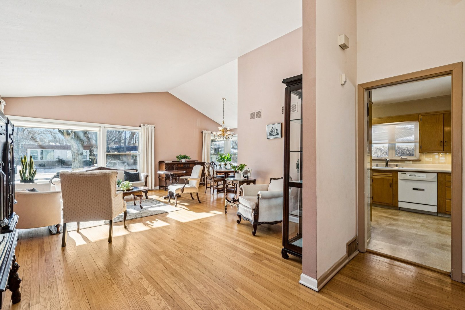 1811 South Boulevard