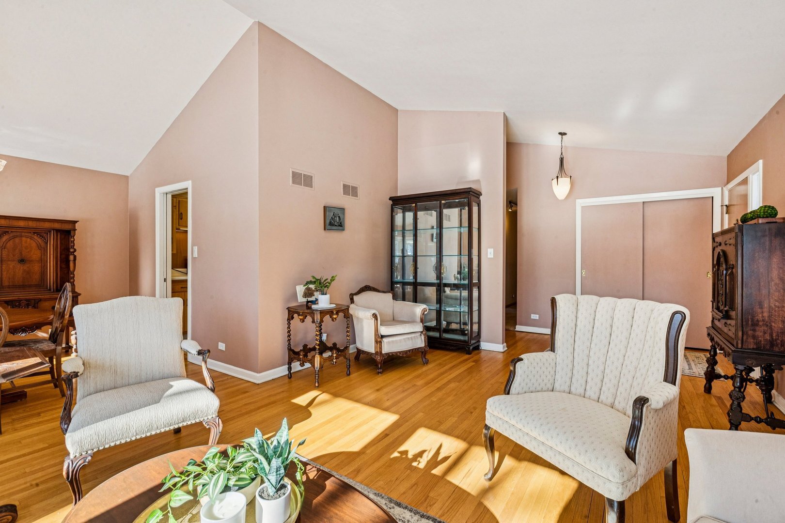 1811 South Boulevard