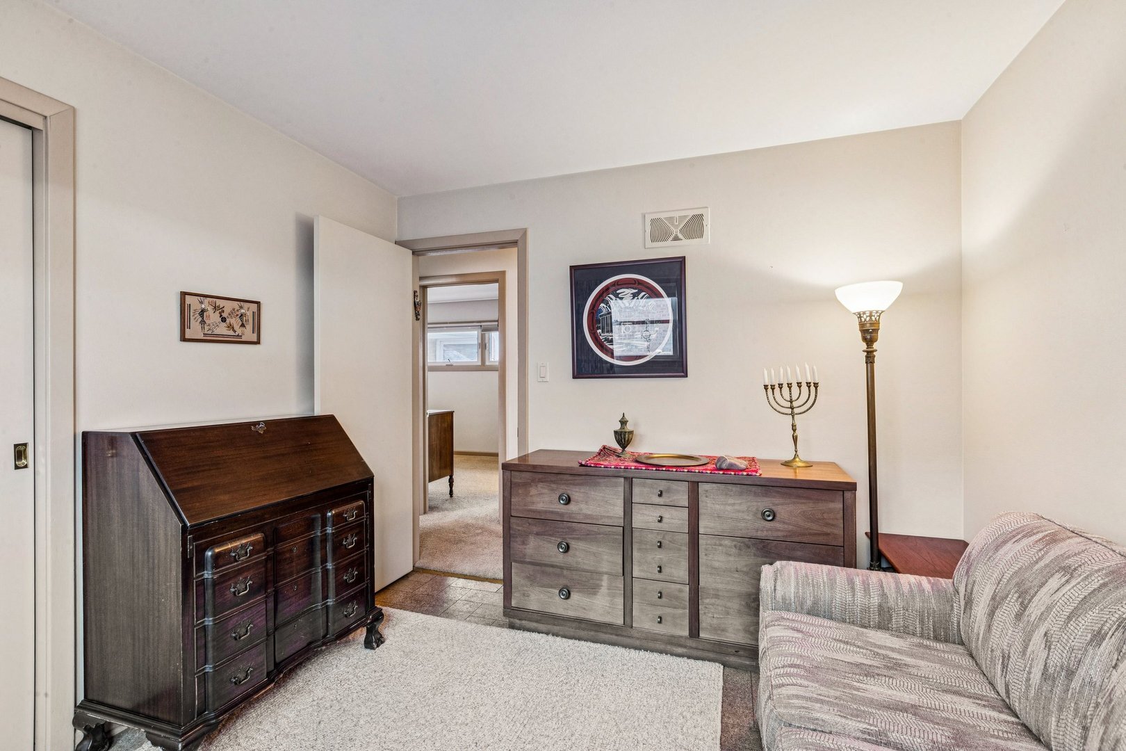 1811 South Boulevard