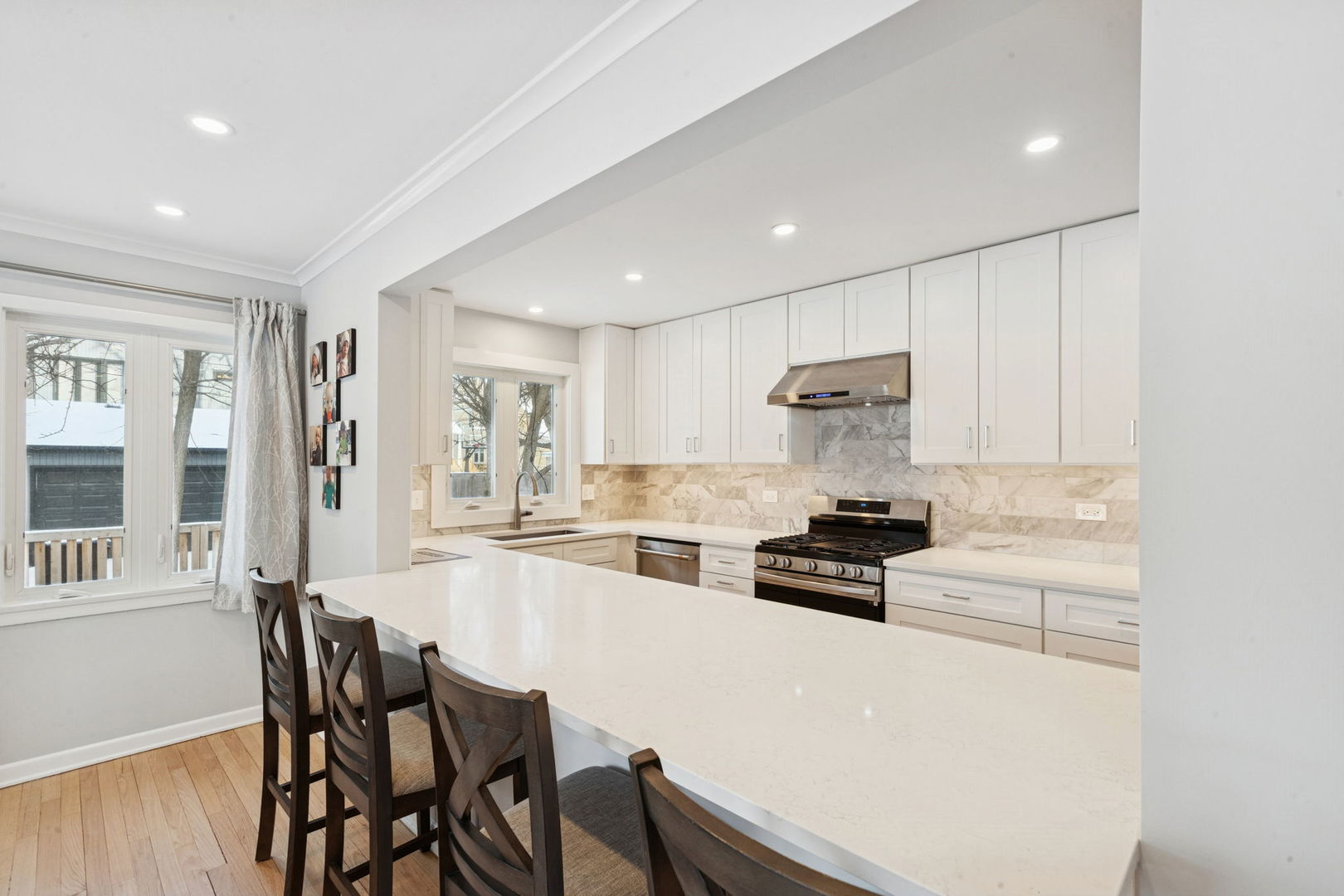 2607 Mc Daniel Avenue