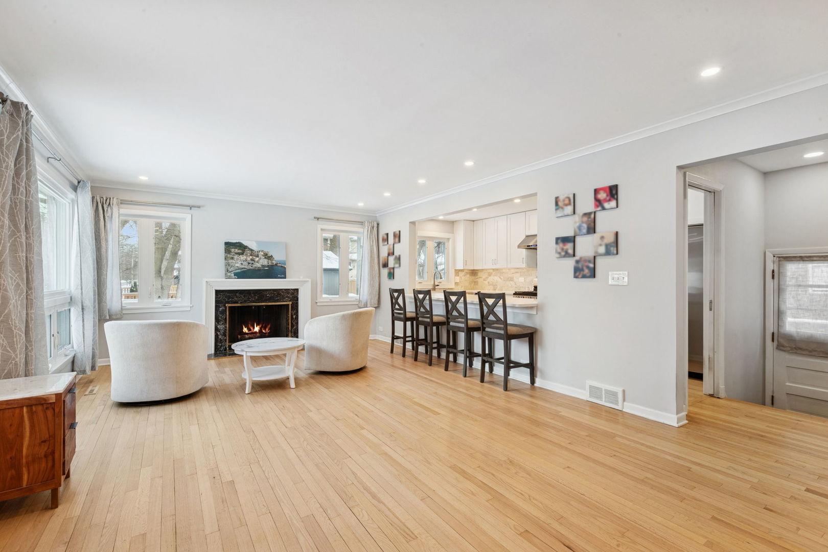 2607 Mc Daniel Avenue