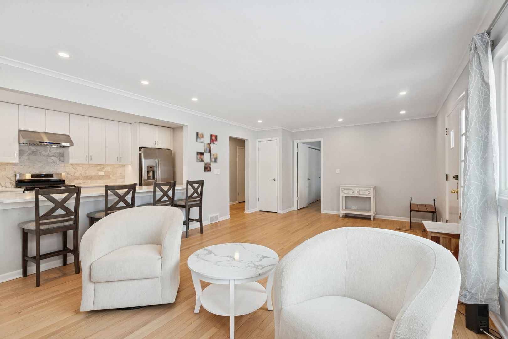 2607 Mc Daniel Avenue