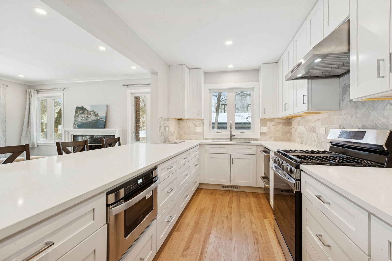 2607 Mc Daniel Avenue