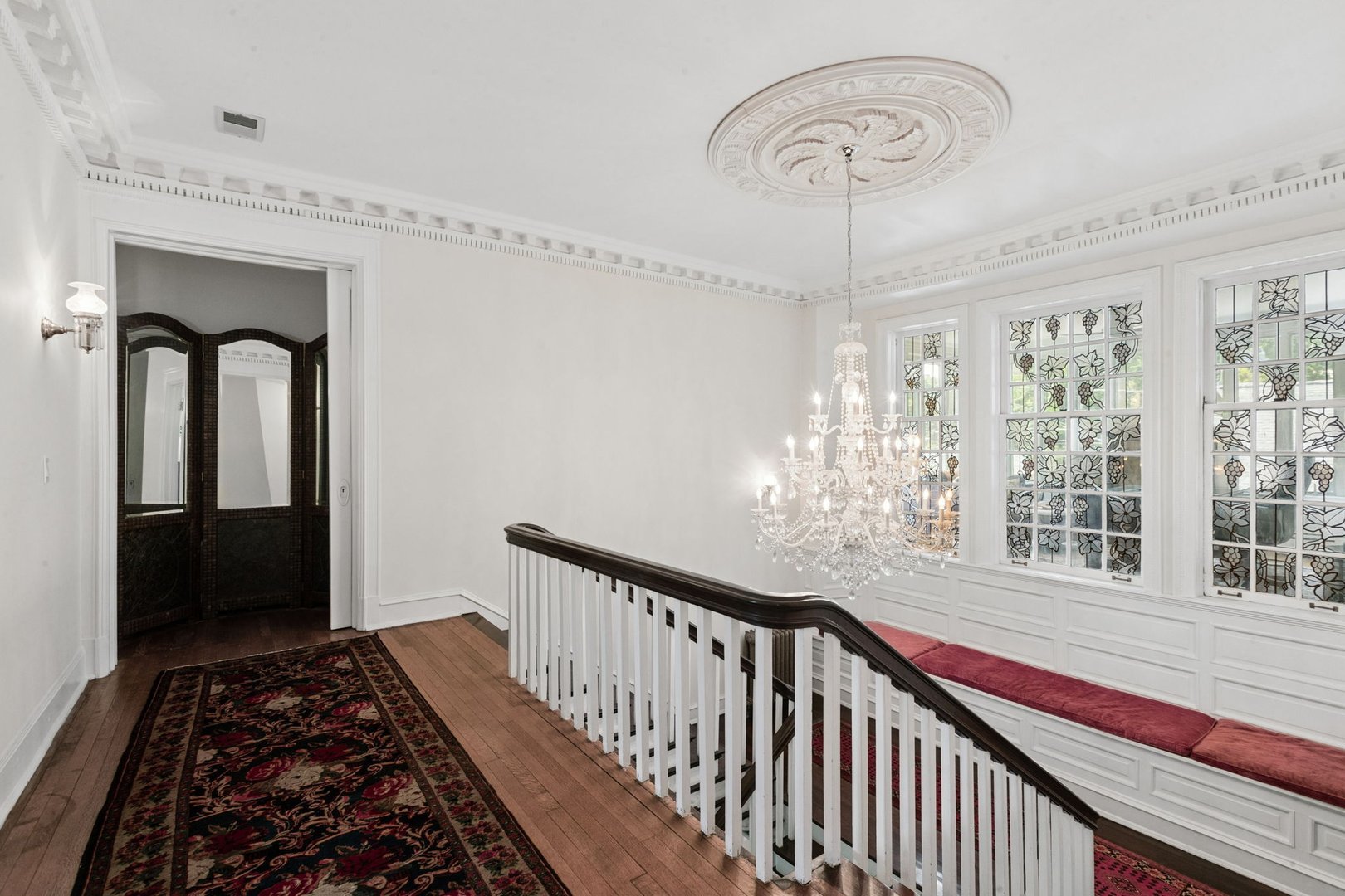 1616 Forest Place