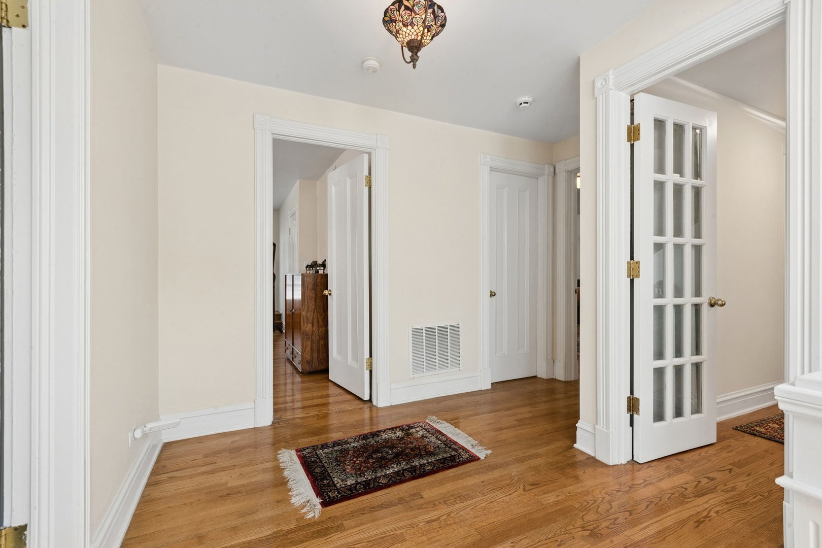 1616 Forest Place