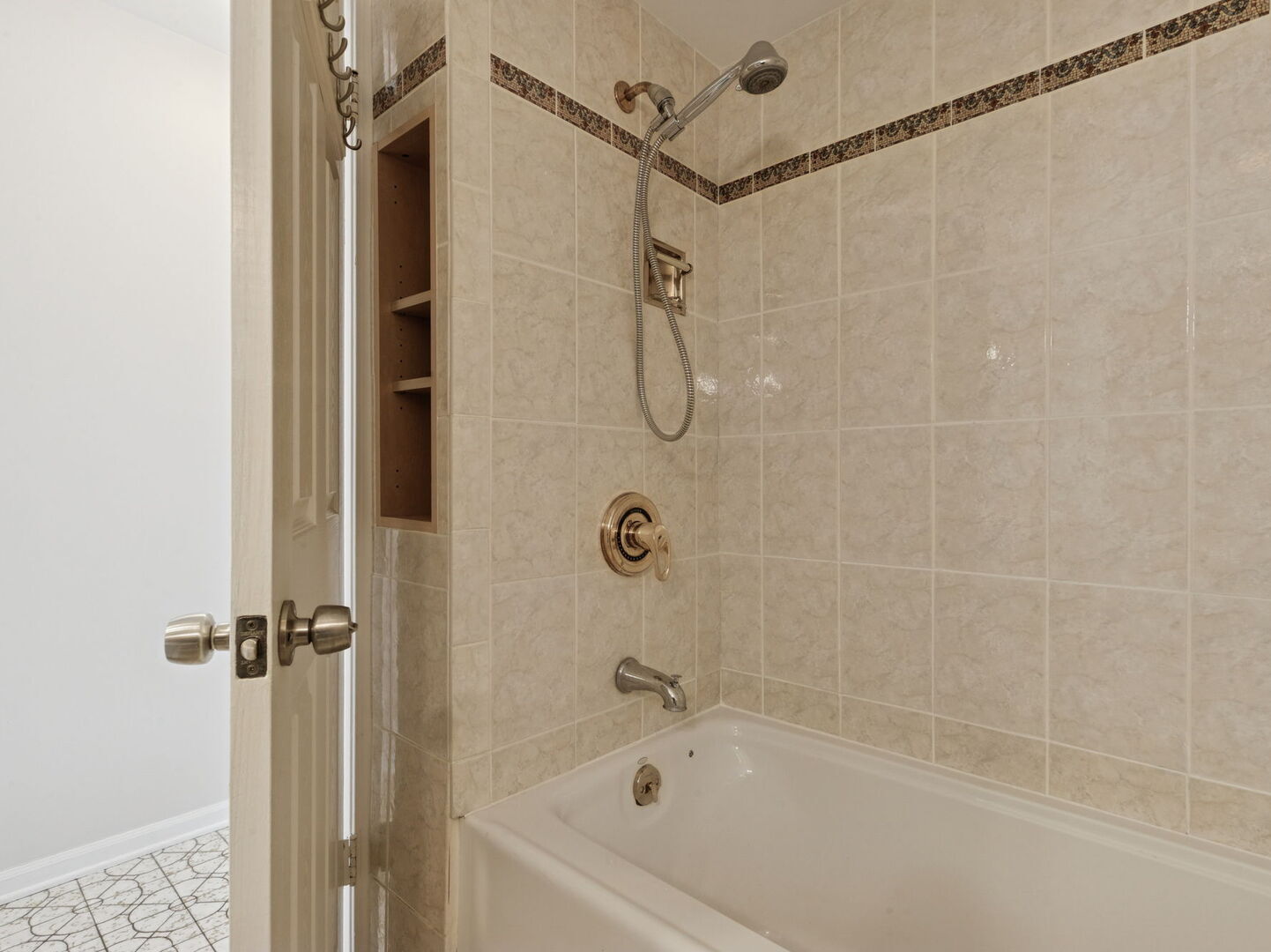 8225 N Niles Center Road N Unit: 309