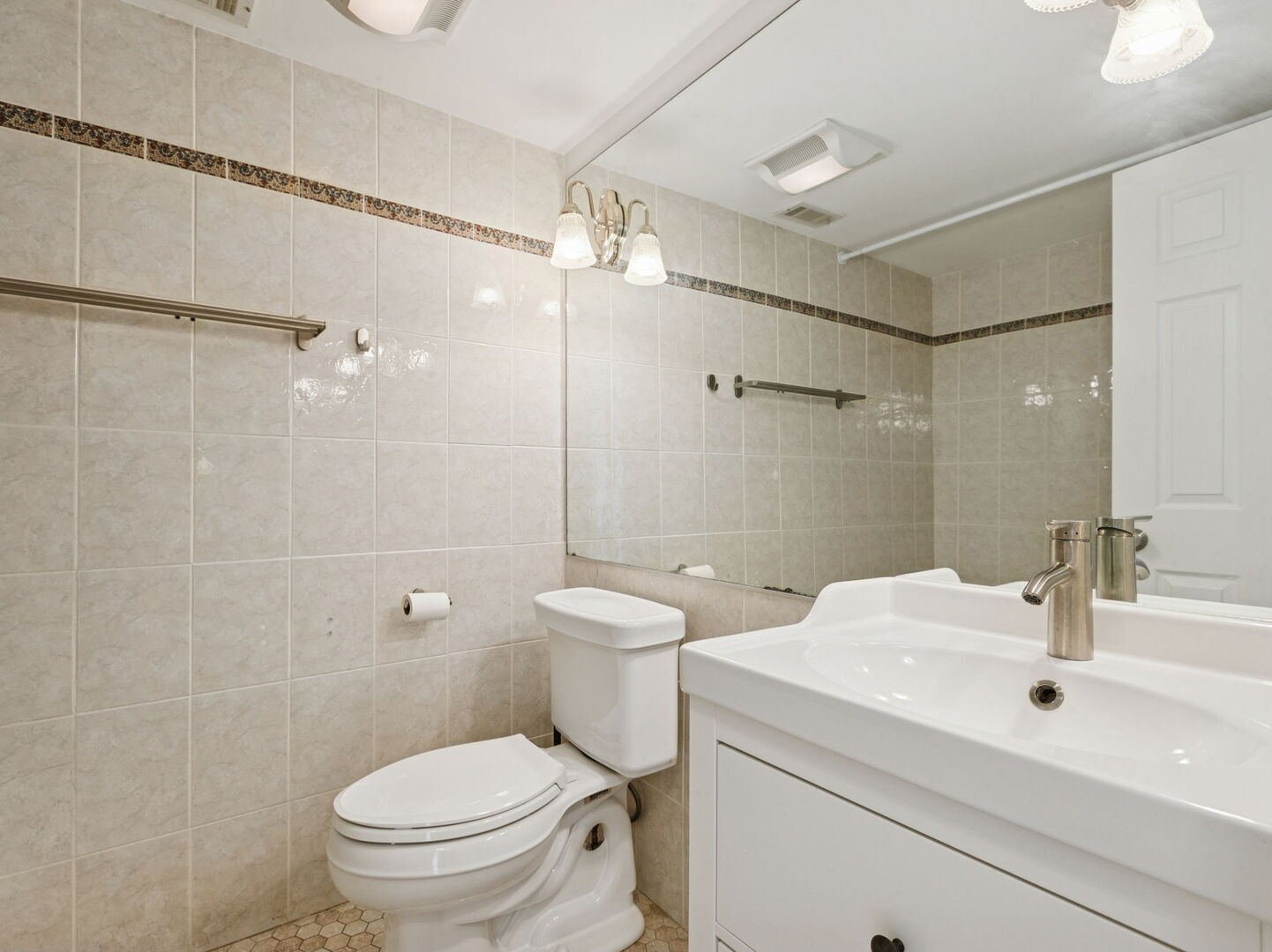 8225 N Niles Center Road N Unit: 309