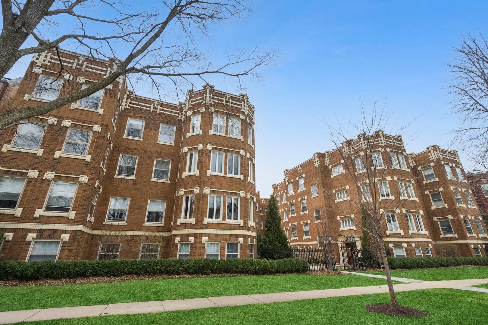 548 Michigan Avenue Unit: 2