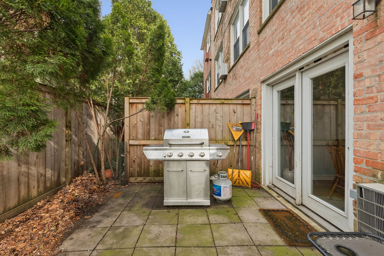 1414 Elmwood Avenue Unit: 1G