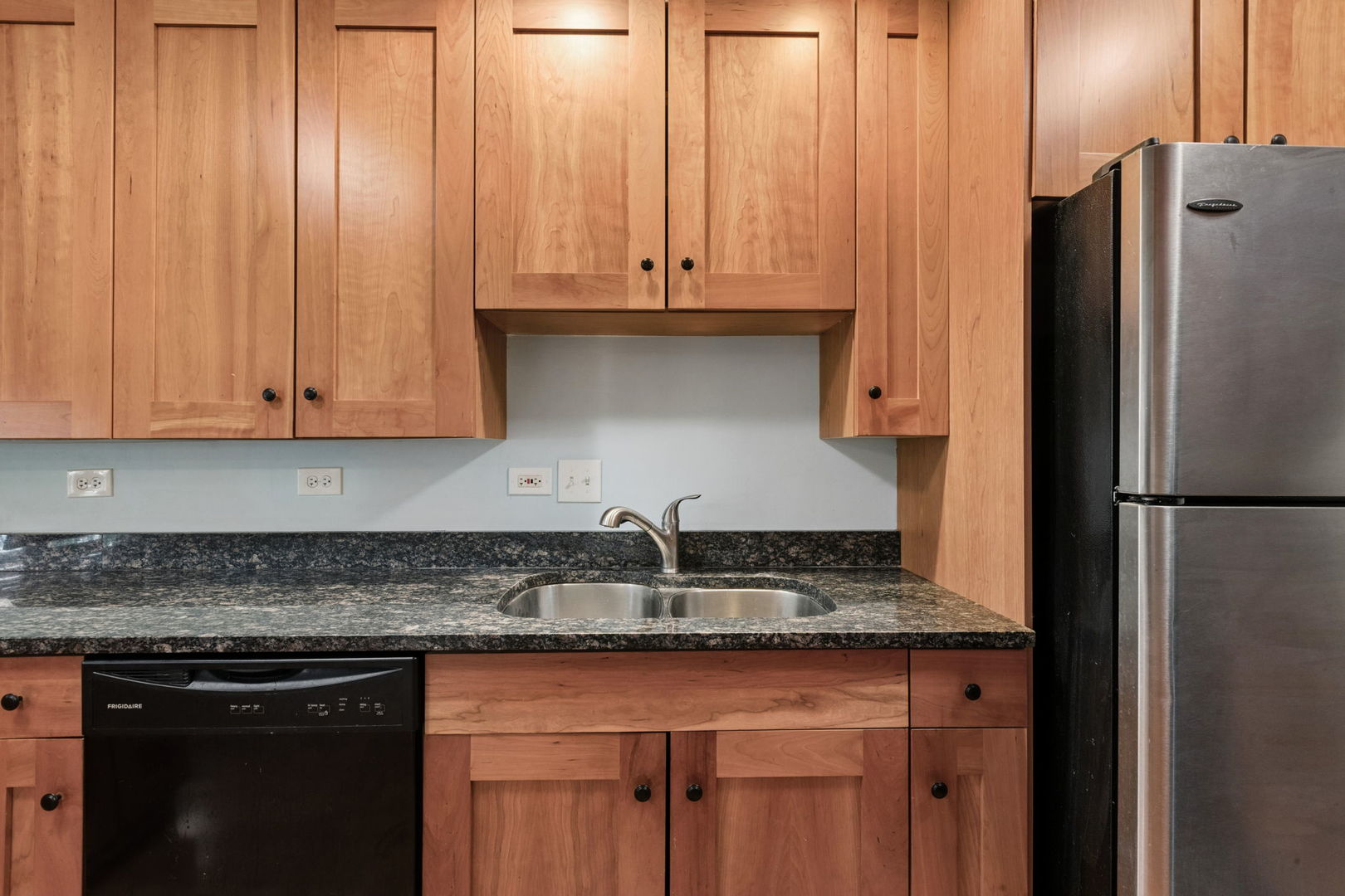 1414 Elmwood Avenue Unit: 1G